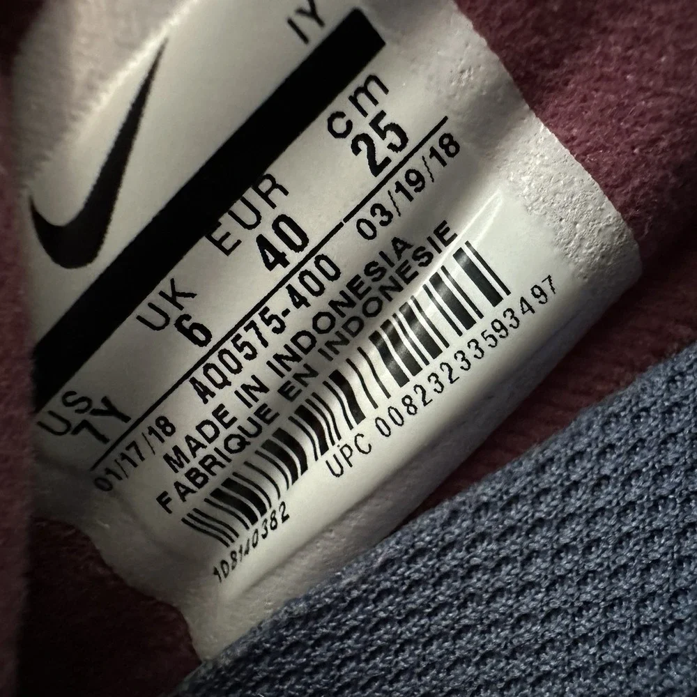 Nike Haurache Girl's 7Y Pink Extreme Athletic Shoes AQ0575-400 Sneakers Women 9